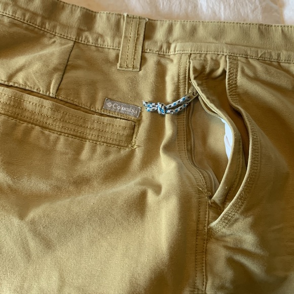 Columbia utility pants - Picture 3 of 5